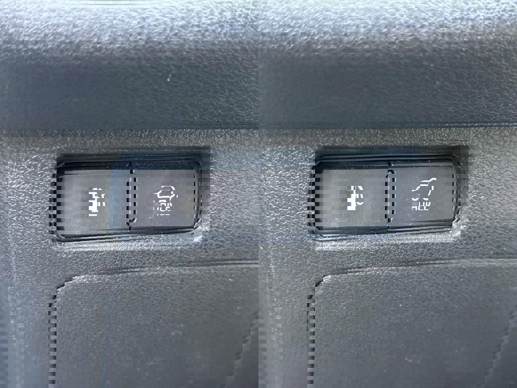 Used 2019 Kia Sorento SX image 19