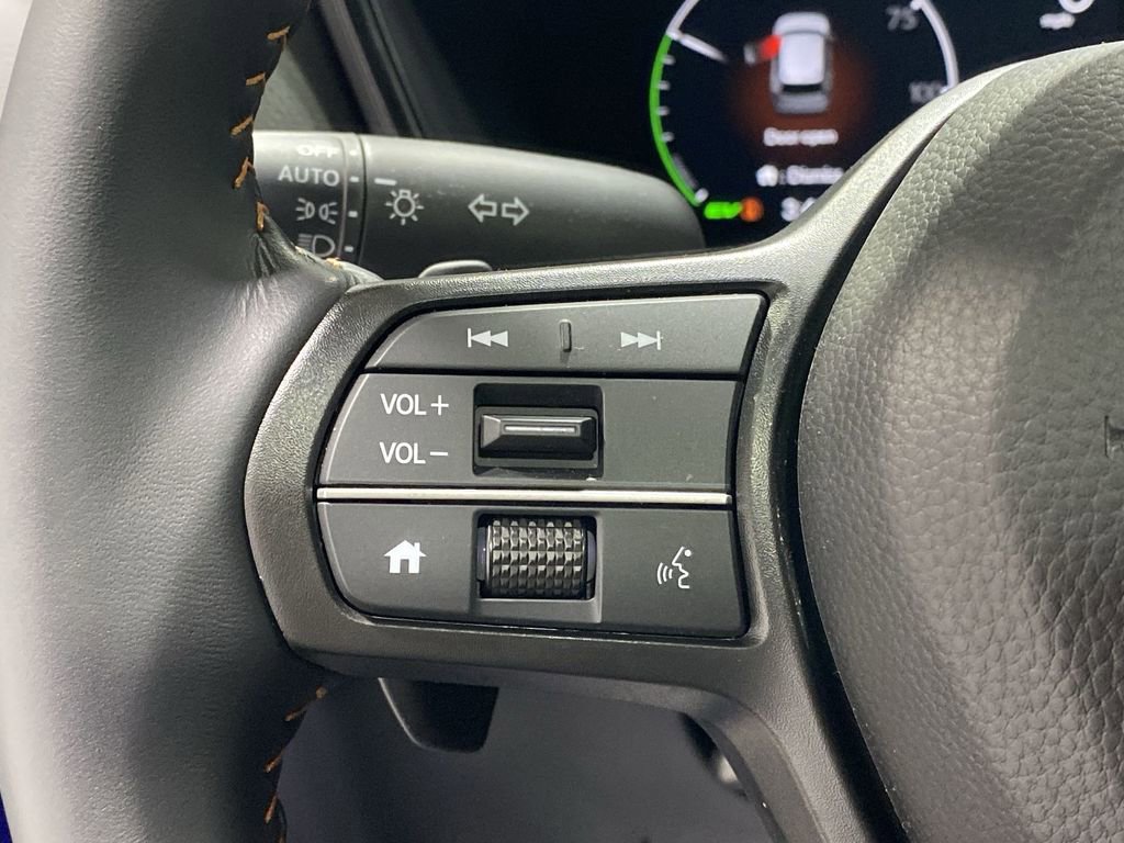 Used 2025 Honda CR-V Sport-L image 32