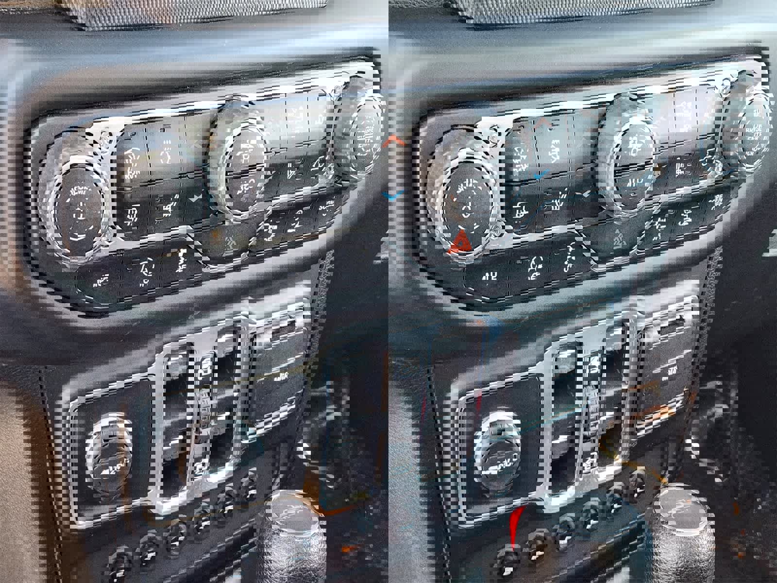 Used 2020 Jeep Gladiator Sport w/ Quick Order Package 24S image 21