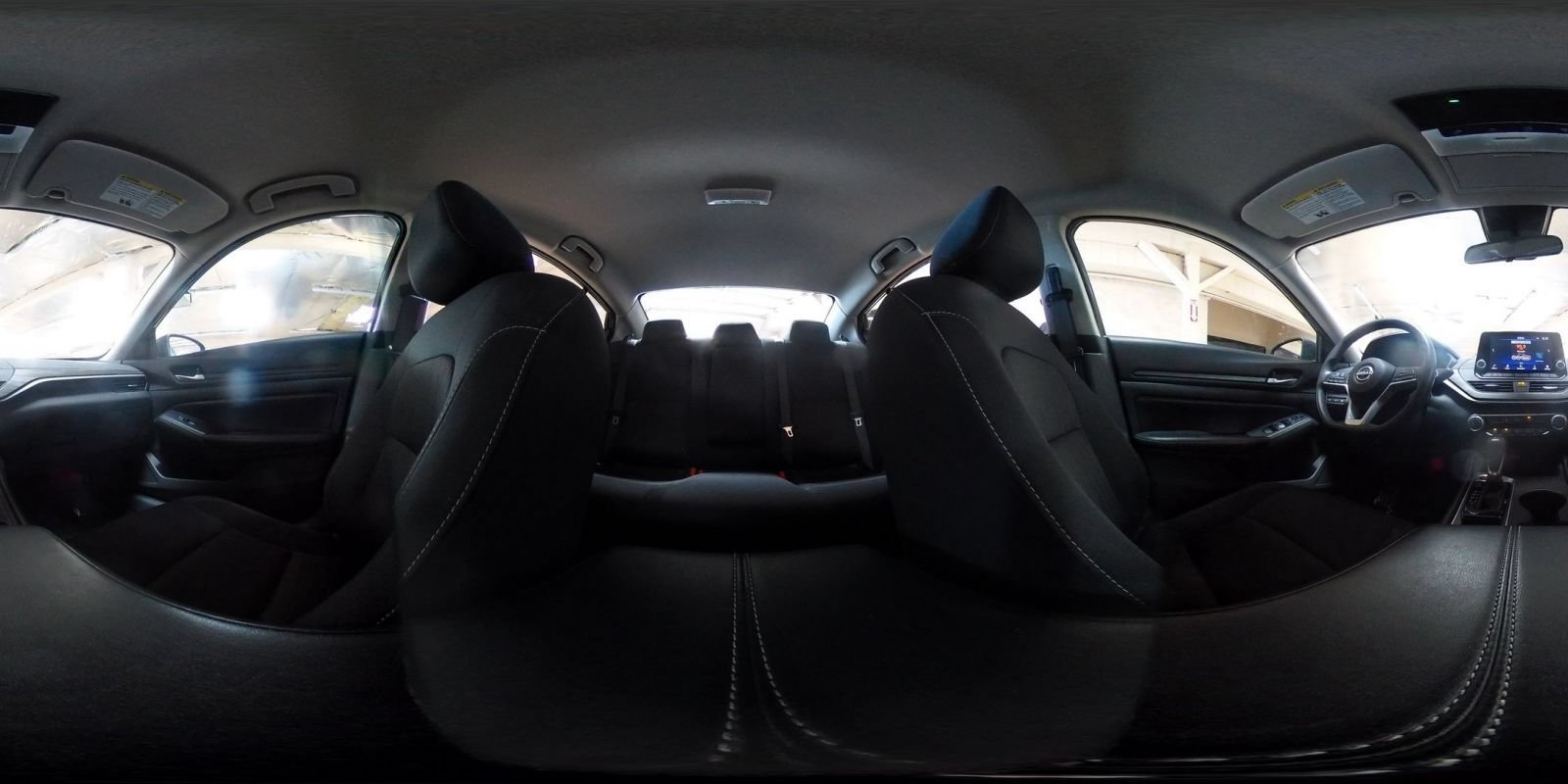 Used 2025 Nissan Altima 2.5 SV FWD image 42