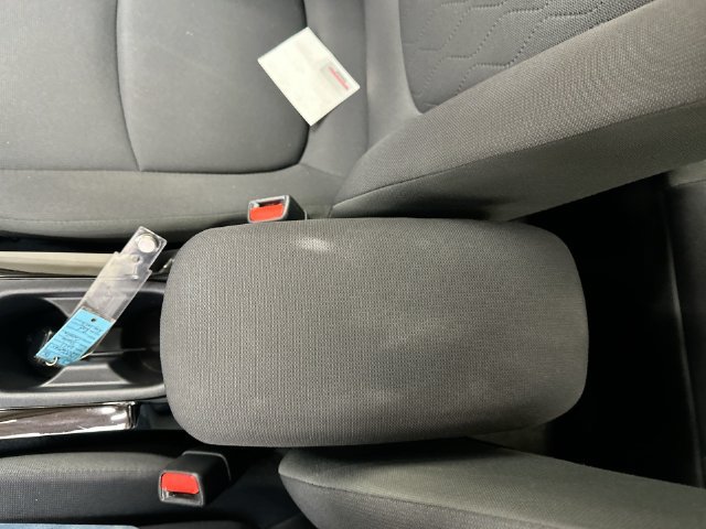 Used 2021 Toyota Corolla LE w/ Carpet Mat Package (TMS) FWD image 23