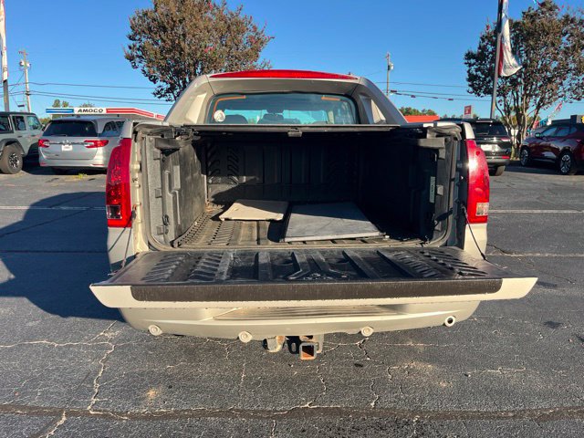Used 2004 Cadillac Escalade EXT AWD/4WD image 32