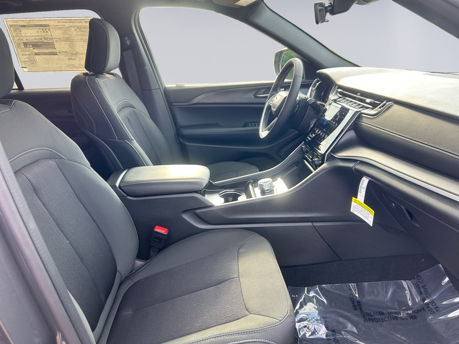 New 2026 Jeep Grand Cherokee Laredo X AWD/4WD image 15