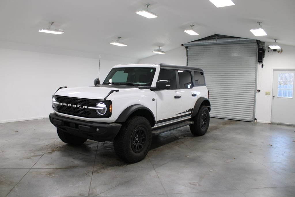 Used 2022 Ford Bronco Wildtrak image 4