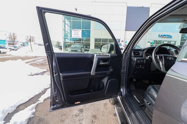 Used 2019 Toyota 4Runner Limited image 32