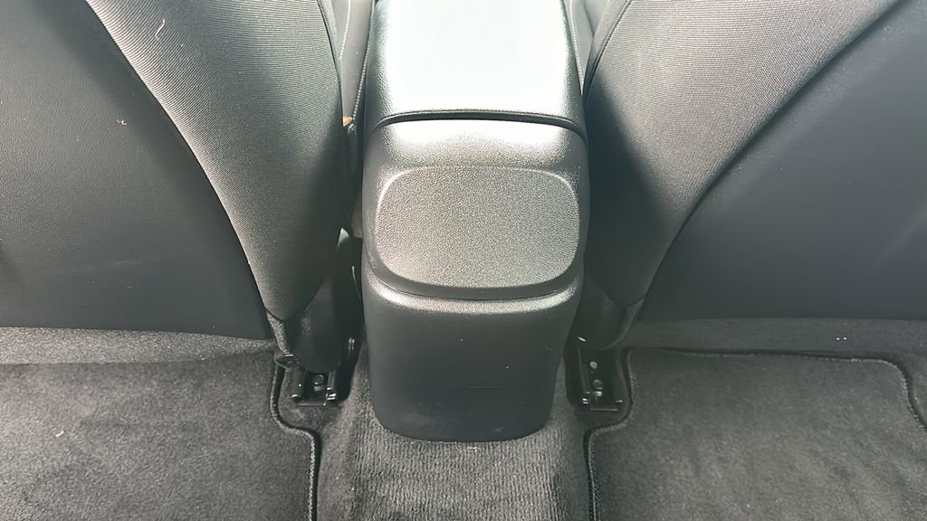 Used 2023 Hyundai Elantra SEL image 31