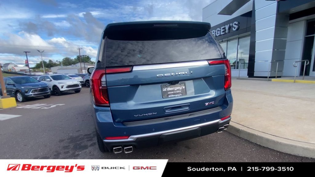 New 2026 GMC Yukon Denali w/ Denali Reserve Package AWD/4WD image 8