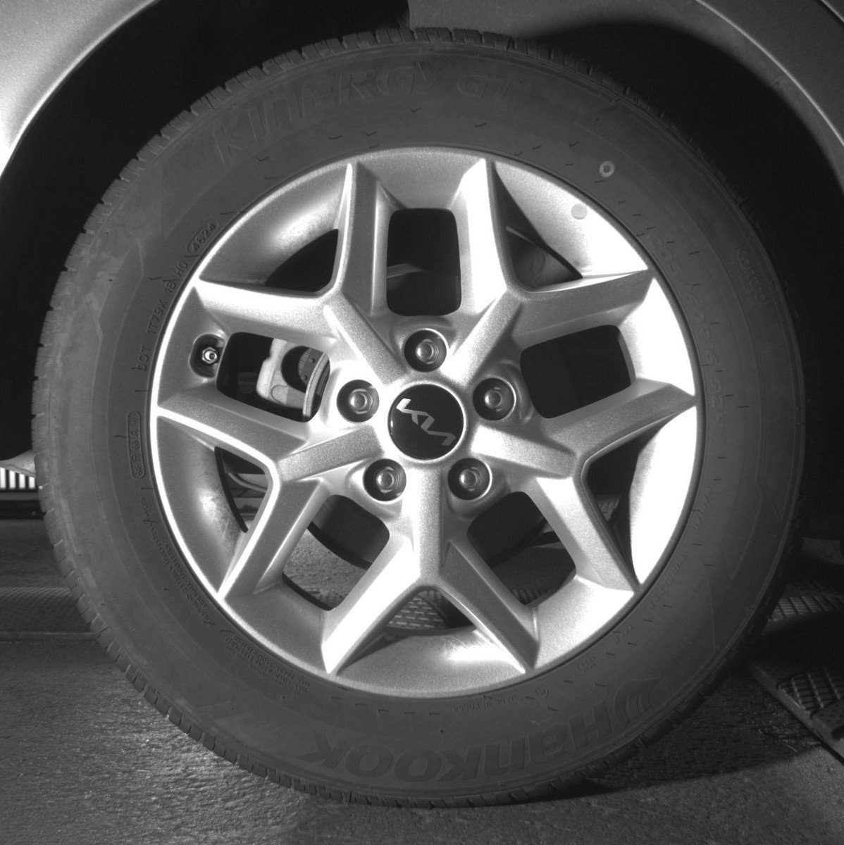 Used 2025 Kia Soul LX w/ LX Technology Package FWD image 15