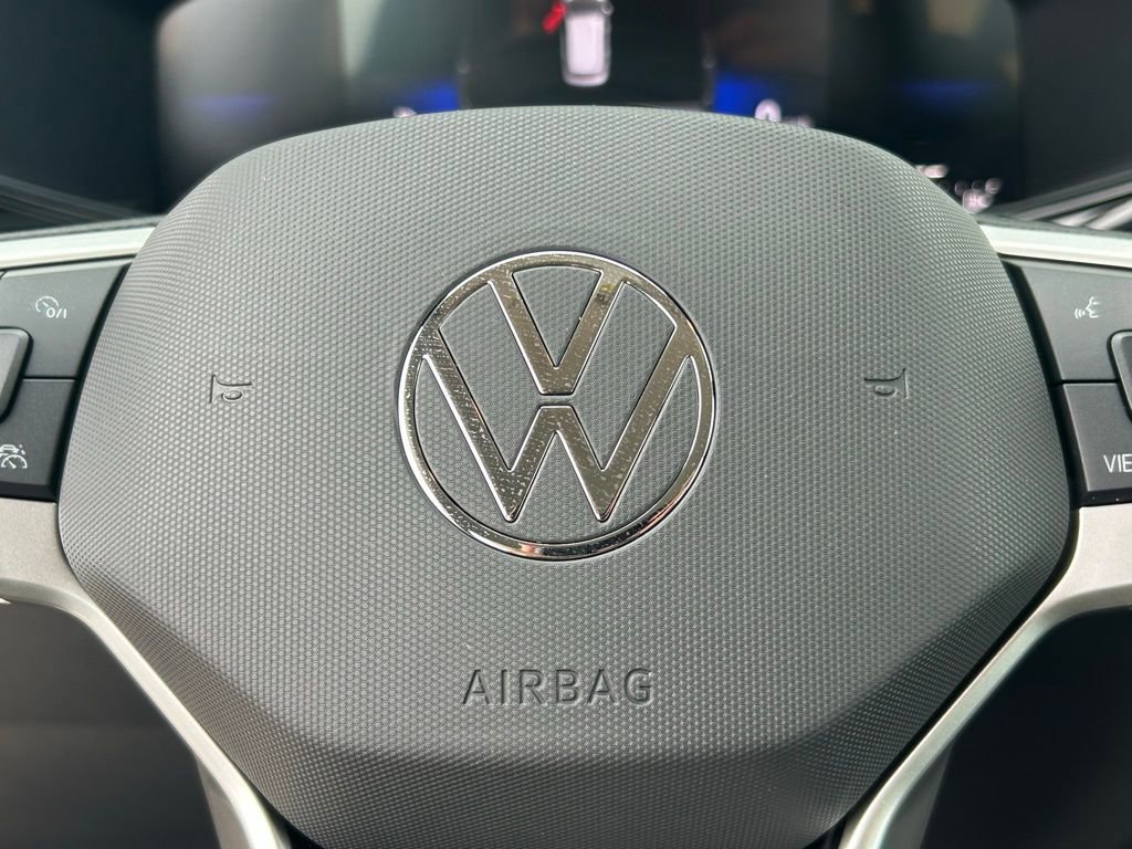 Certified 2025 Volkswagen Taos S image 25