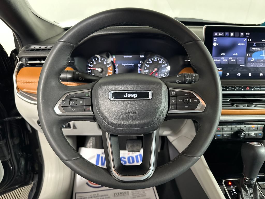 Used 2023 Jeep Compass Limited AWD/4WD image 18
