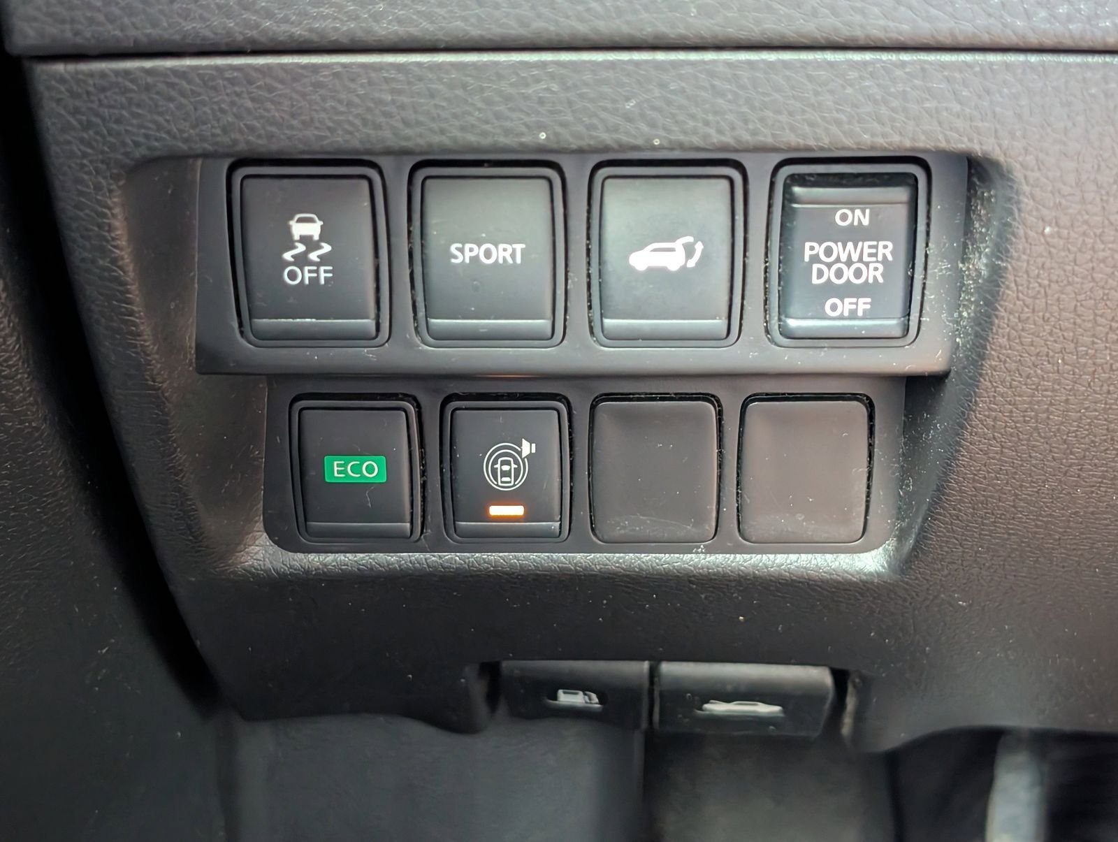 Used 2015 Nissan Rogue SL w/ SL Premium Package FWD image 23