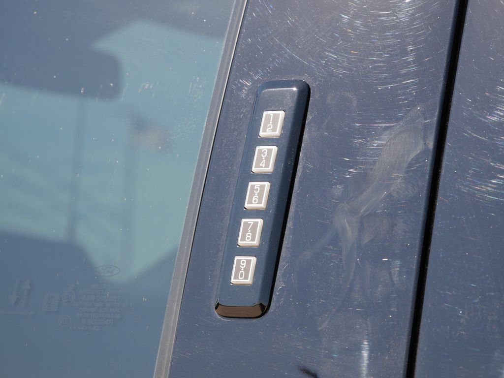 Used 2023 Ford F150 Lariat w/ Equipment Group 502A High image 13