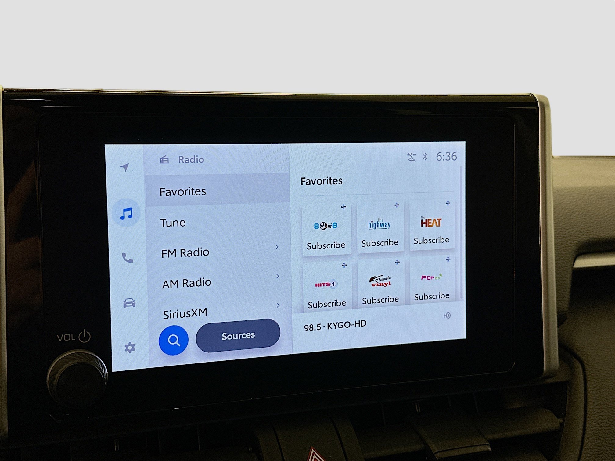 Used 2024 Toyota RAV4 LE image 21