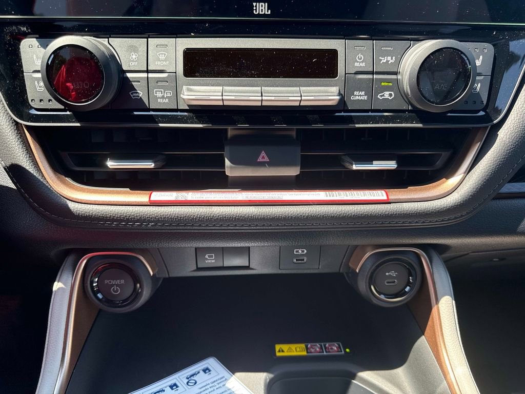 New 2026 Toyota Grand Highlander AWD Hybrid image 24