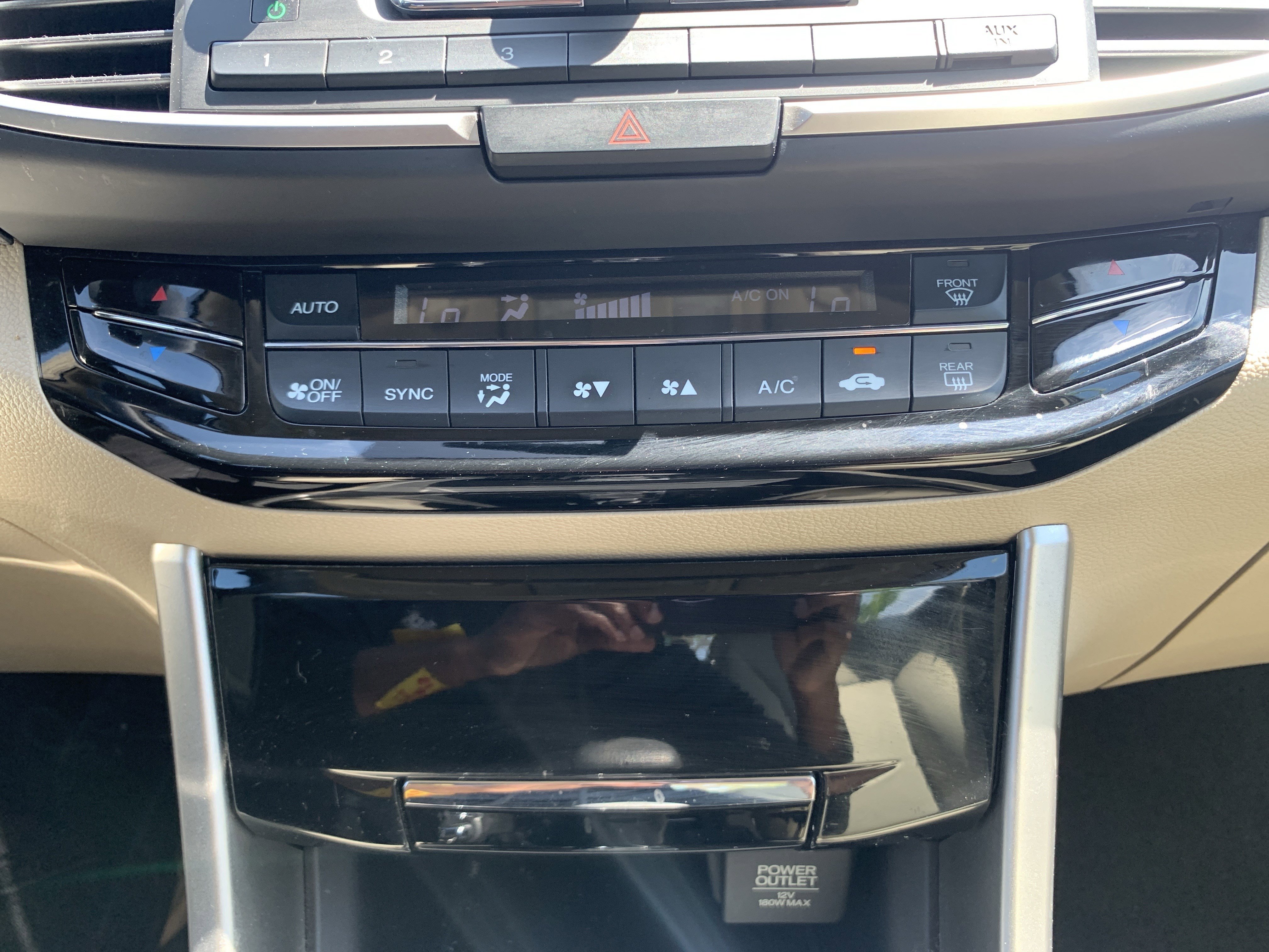 Used 2017 Honda Accord LX image 28