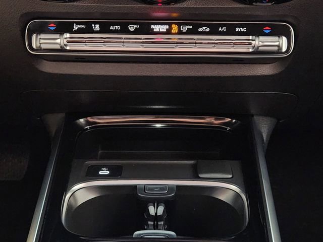 Used 2025 Mercedes-Benz GLB 250 GLB 250 image 18