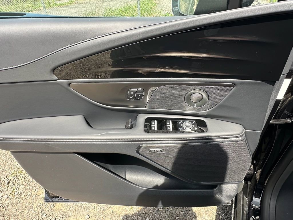 New 2026 Lincoln Nautilus Premier w/ Equipment Group 102A AWD/4WD image 19