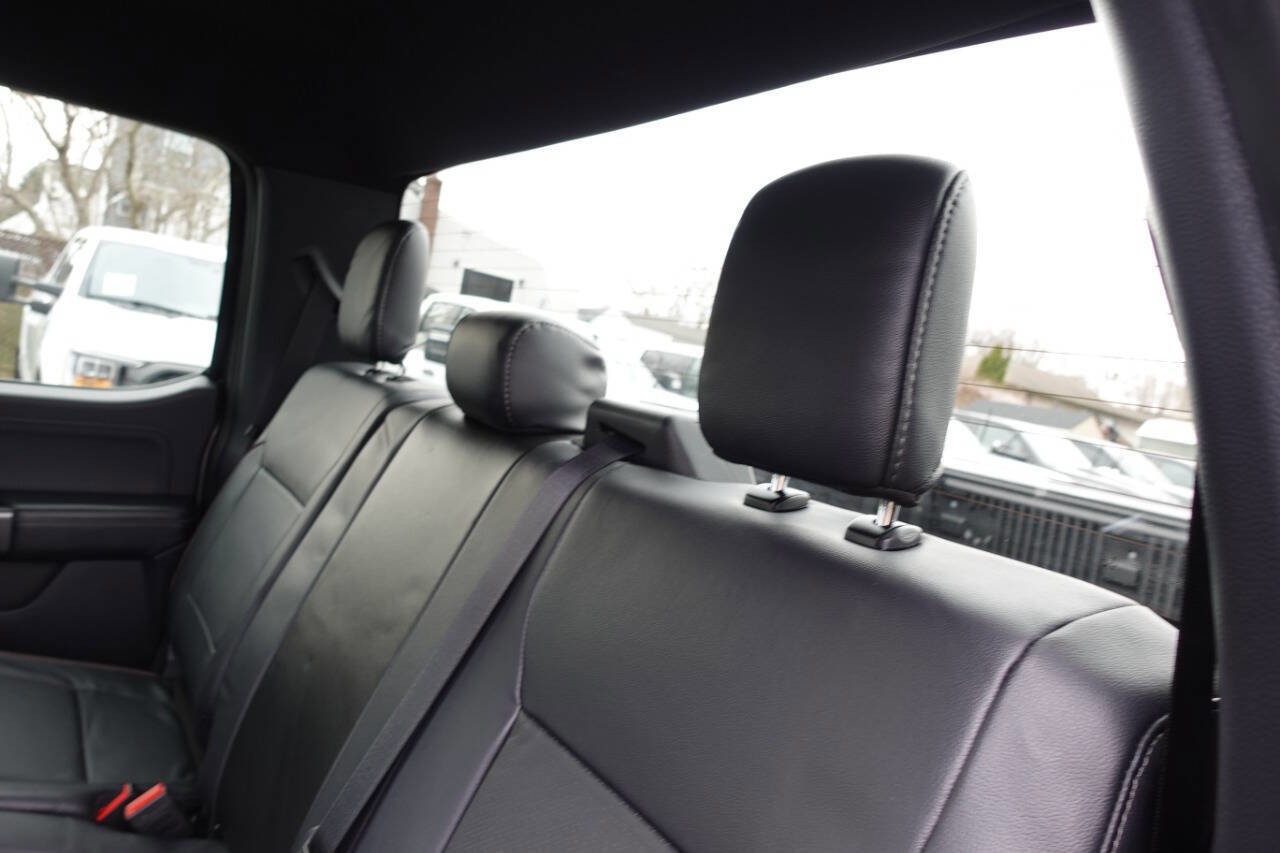 Used 2024 Ford F150 XLT w/ XLT Black Appearance Package image 25