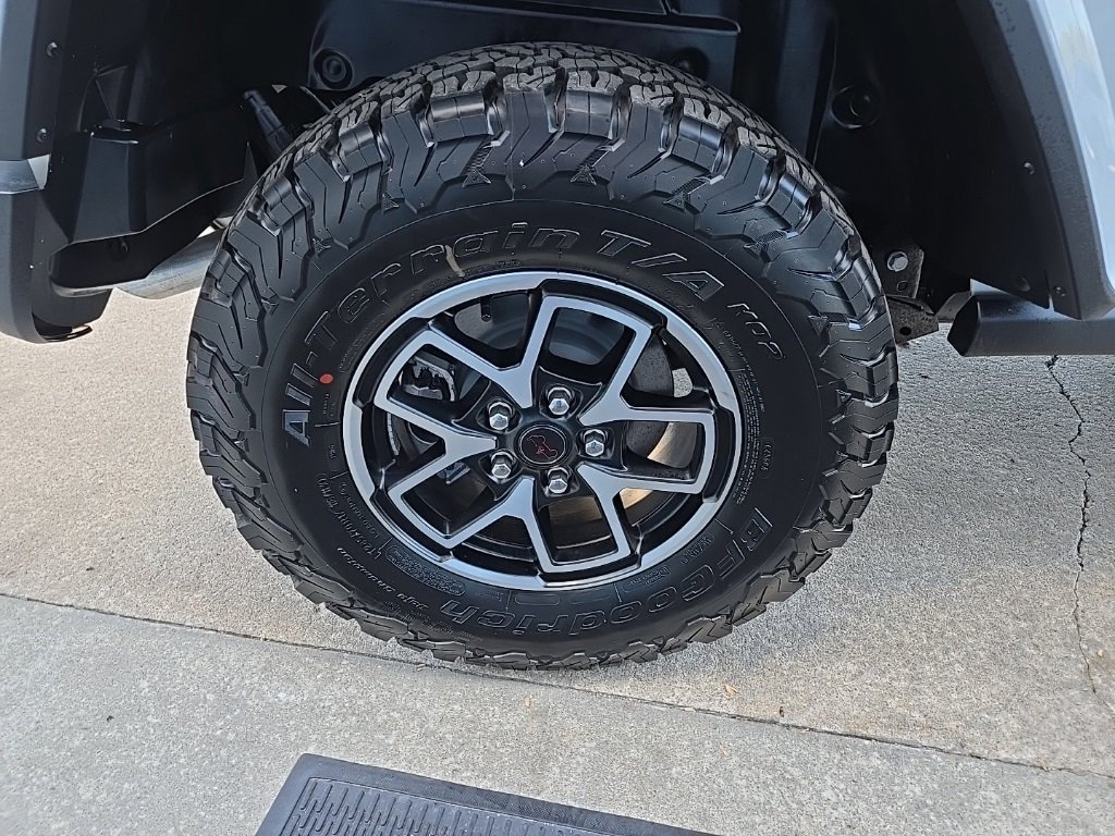 New 2025 Jeep Wrangler Unlimited Rubicon image 25