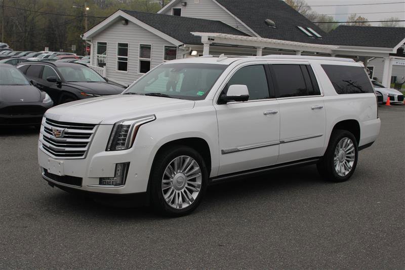 Used 2017 Cadillac Escalade ESV Platinum image 3
