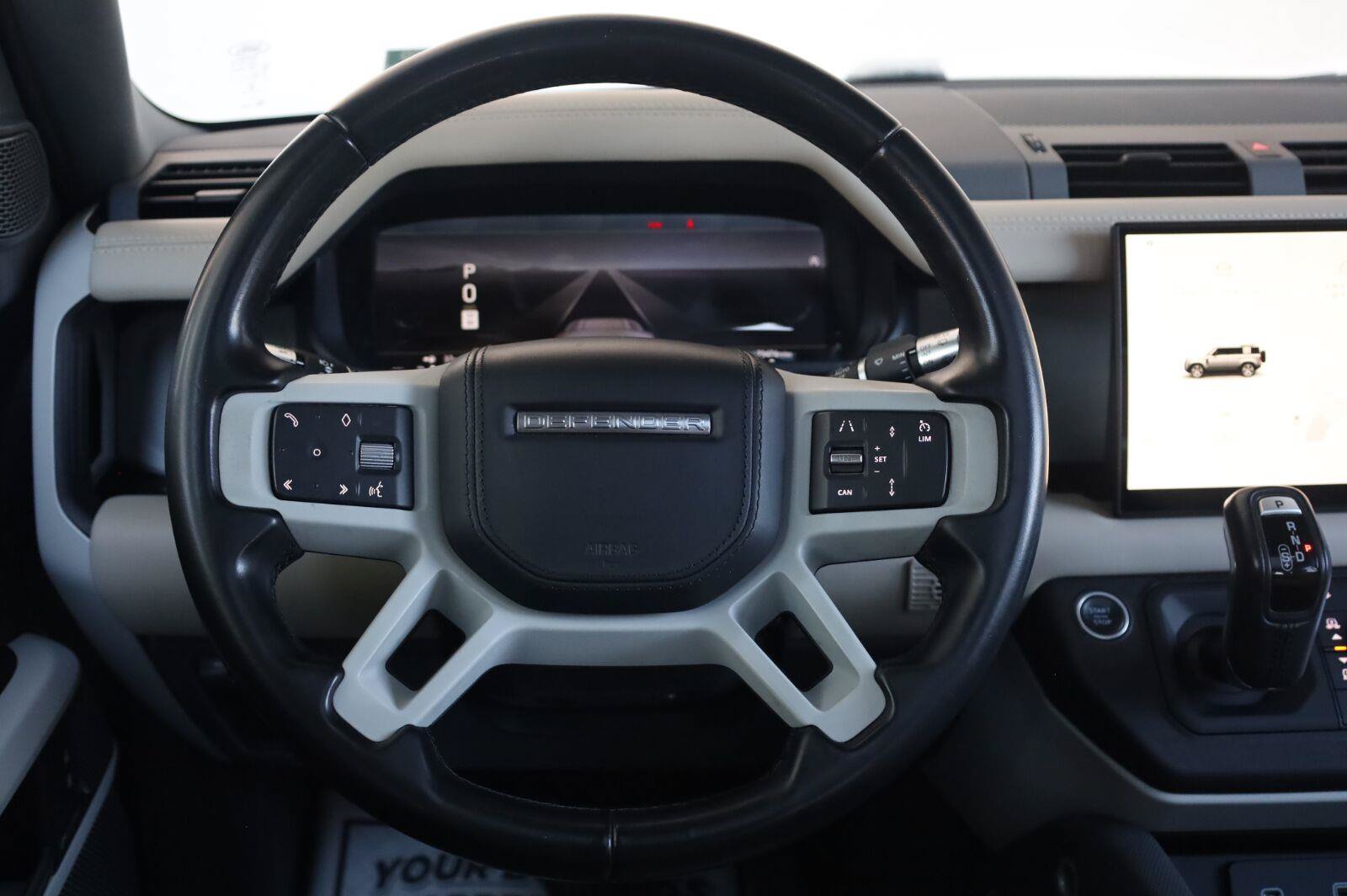 Used 2022 Land Rover Defender 110 X-Dynamic HSE AWD/4WD image 34