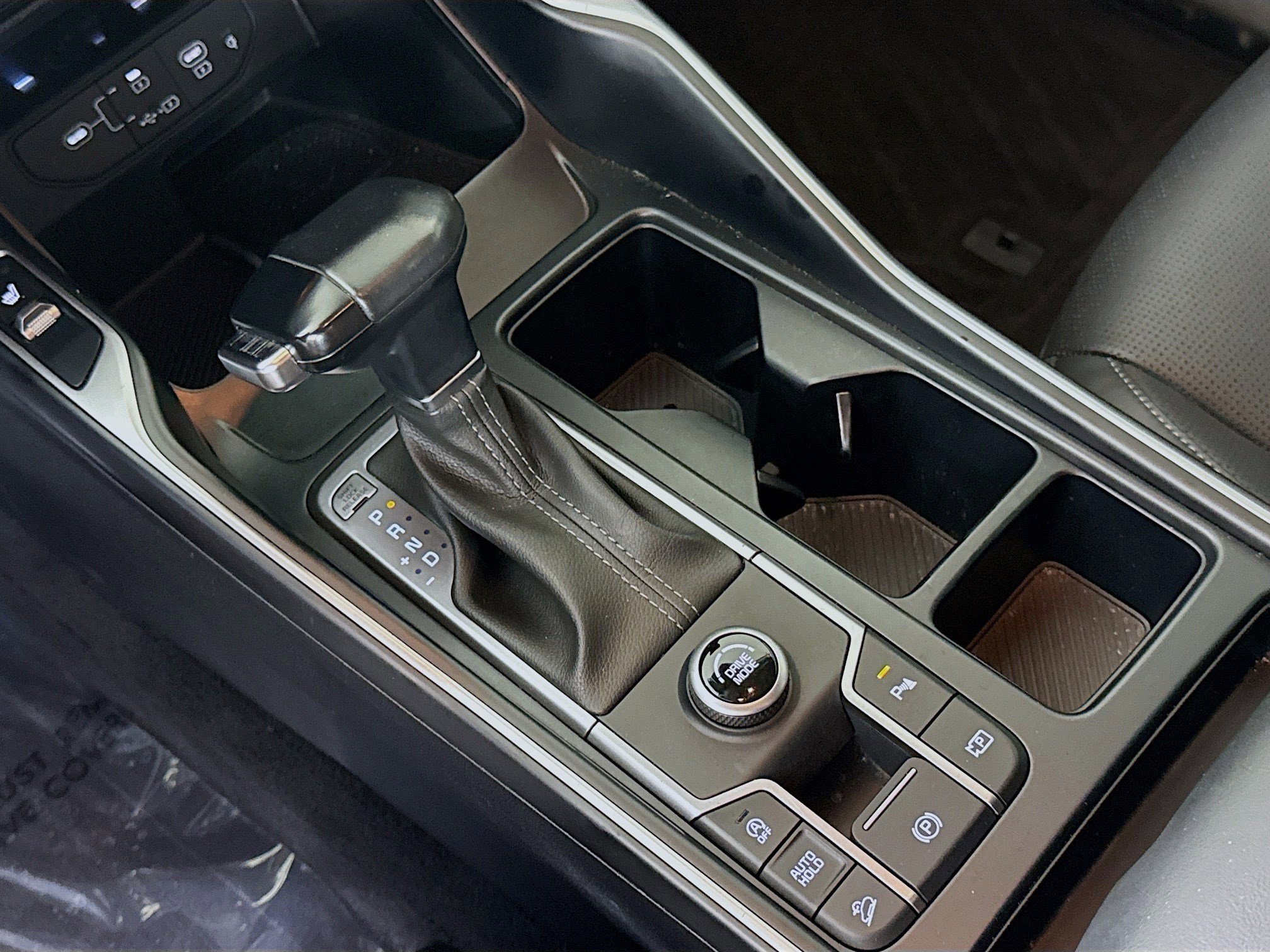 Used 2024 Kia Sorento S image 20