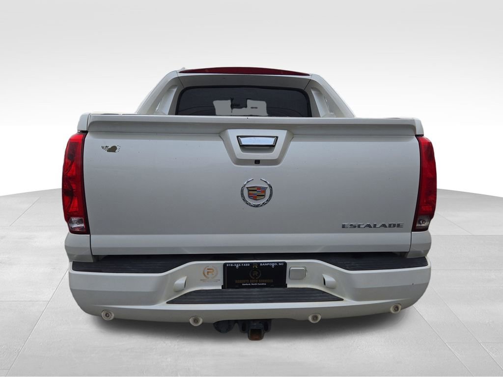 Used 2013 Cadillac Escalade EXT Premium image 4