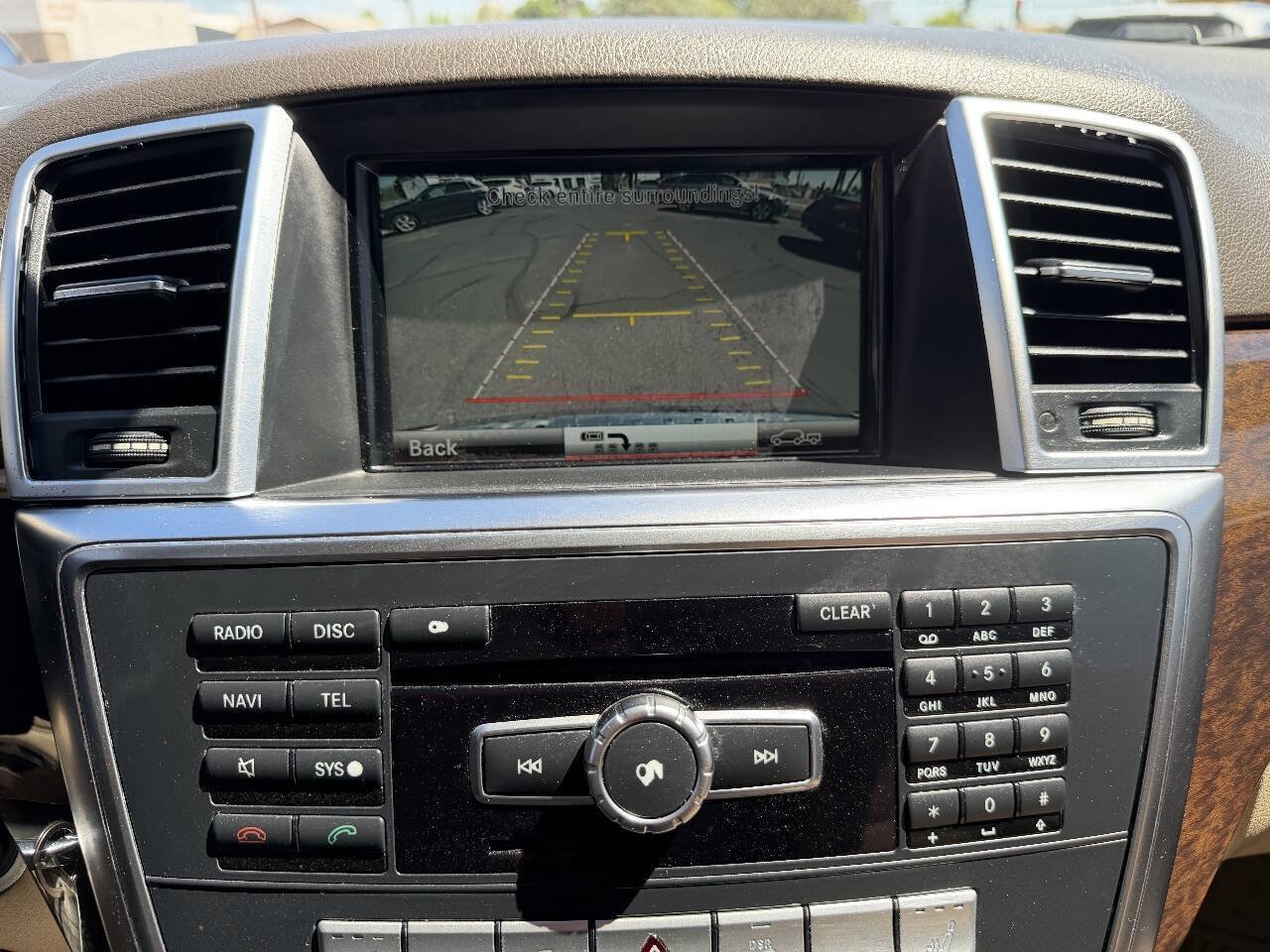 Used 2014 Mercedes-Benz ML 350 BlueTEC 4MATIC w/ Premium 1 Package image 17