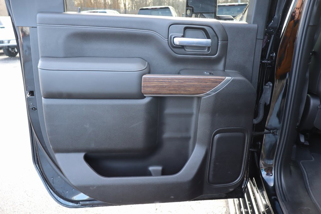 Used 2021 Chevrolet Silverado 2500 High Country w/ Z71 Off-Road Package image 25