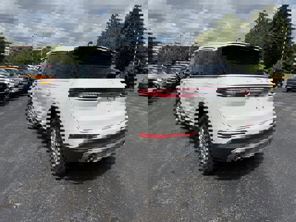 New 2025 Lincoln Corsair AWD image 6