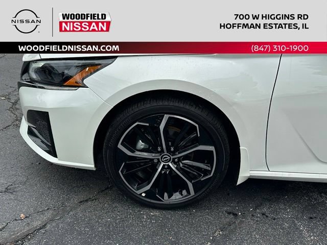 Certified 2025 Nissan Altima 2.5 SR AWD/4WD image 7