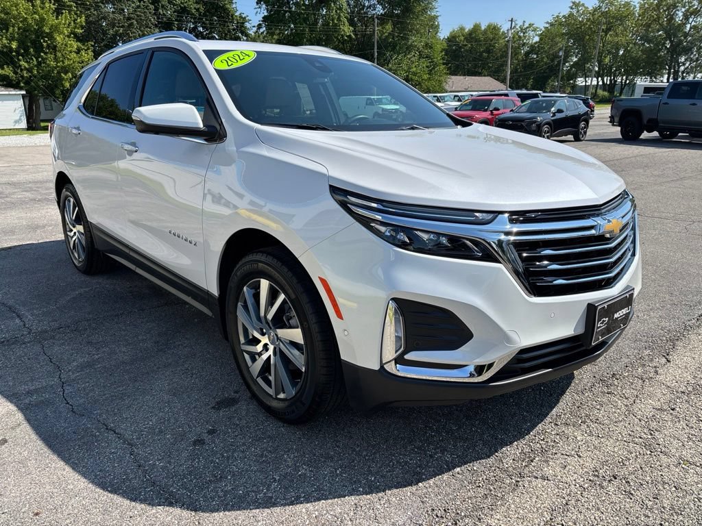 Used 2024 Chevrolet Equinox Premier FWD image 3