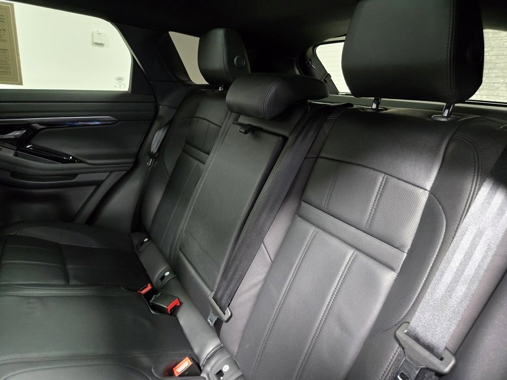 Used 2023 Land Rover Range Rover Evoque R-Dynamic SE image 34