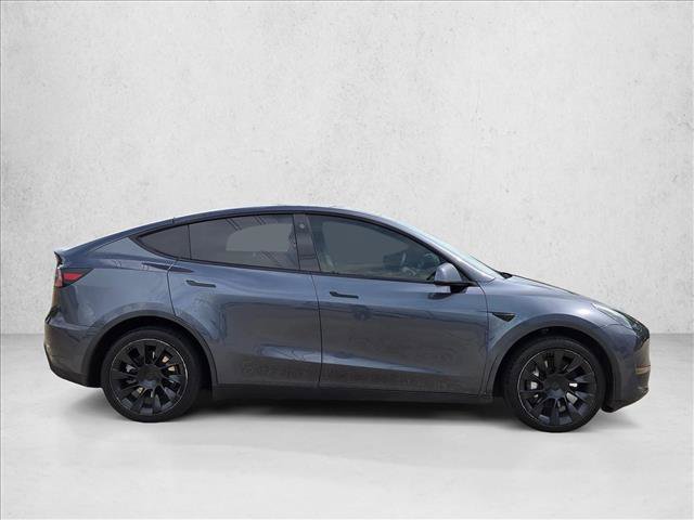 Used 2023 Tesla Model Y Long Range AWD/4WD video 4