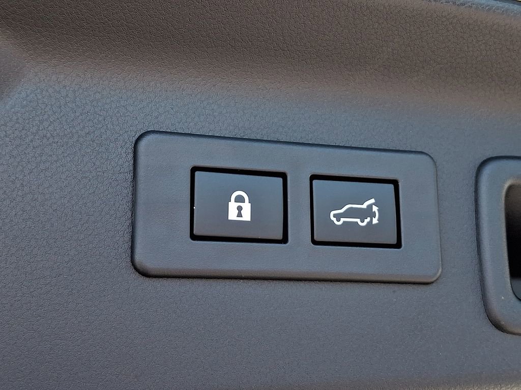 Used 2025 Subaru Forester Premium AWD/4WD image 28
