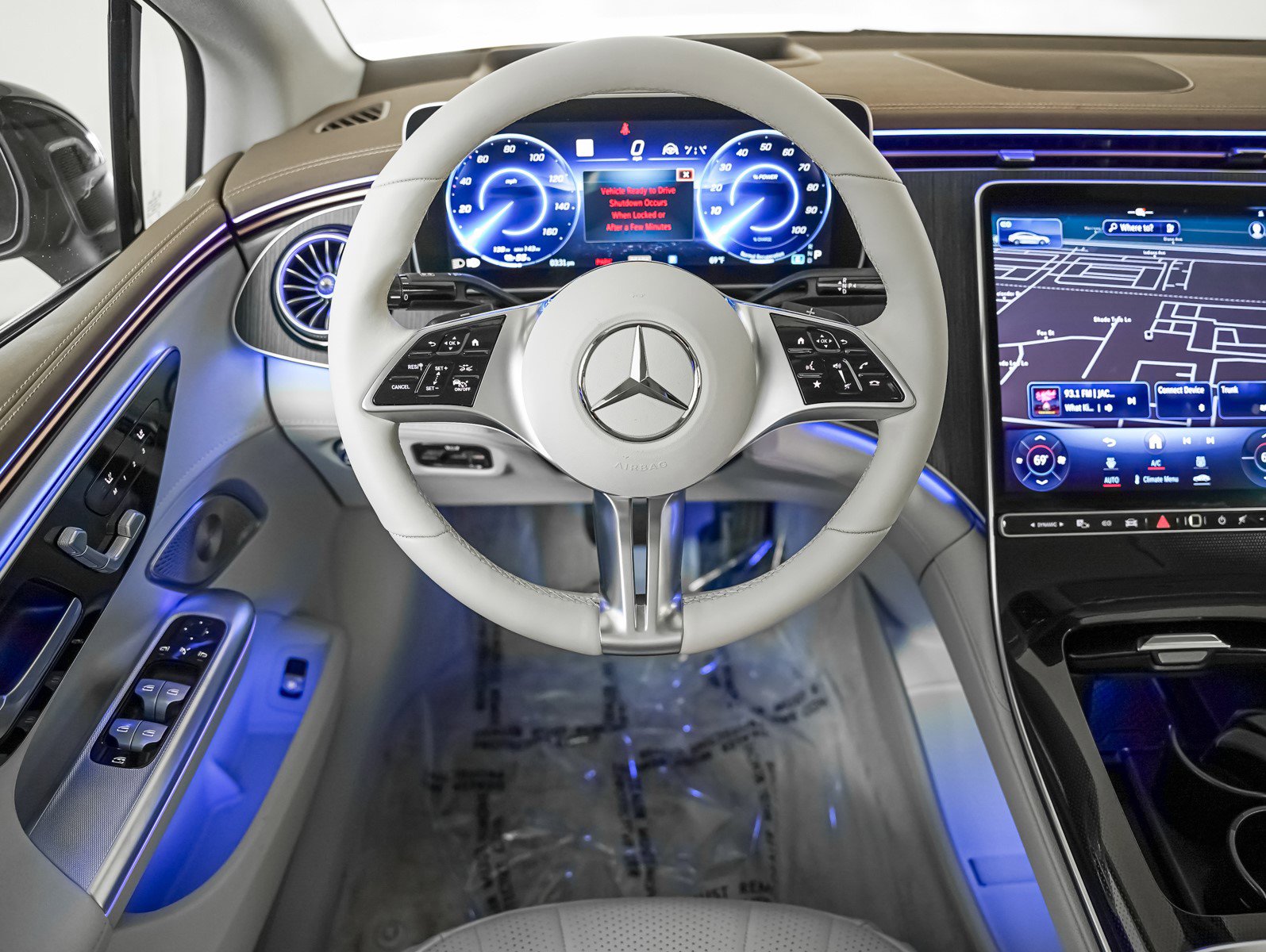 Certified 2023 Mercedes-Benz EQE 500 4MATIC Sedan w/ Exclusive Trim Package image 14