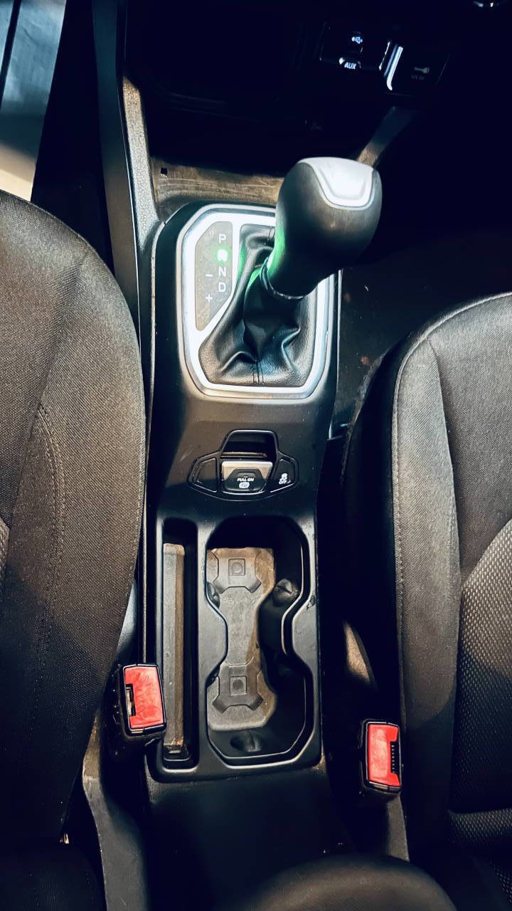 Used 2020 Jeep Renegade Sport w/ UConnect 7.0 Group FWD image 28