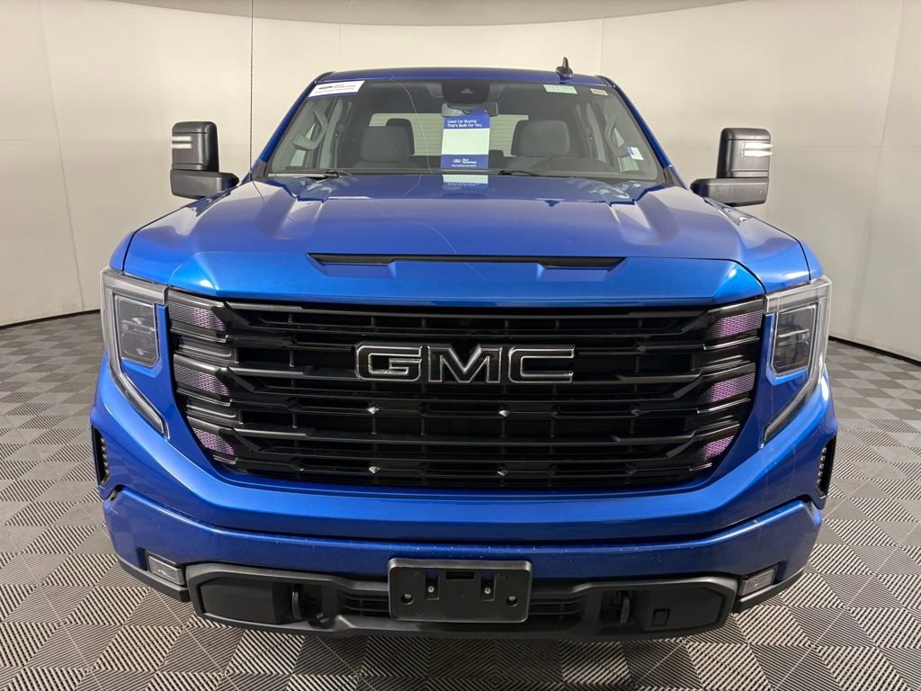 Used 2023 GMC Sierra 1500 Elevation image 2