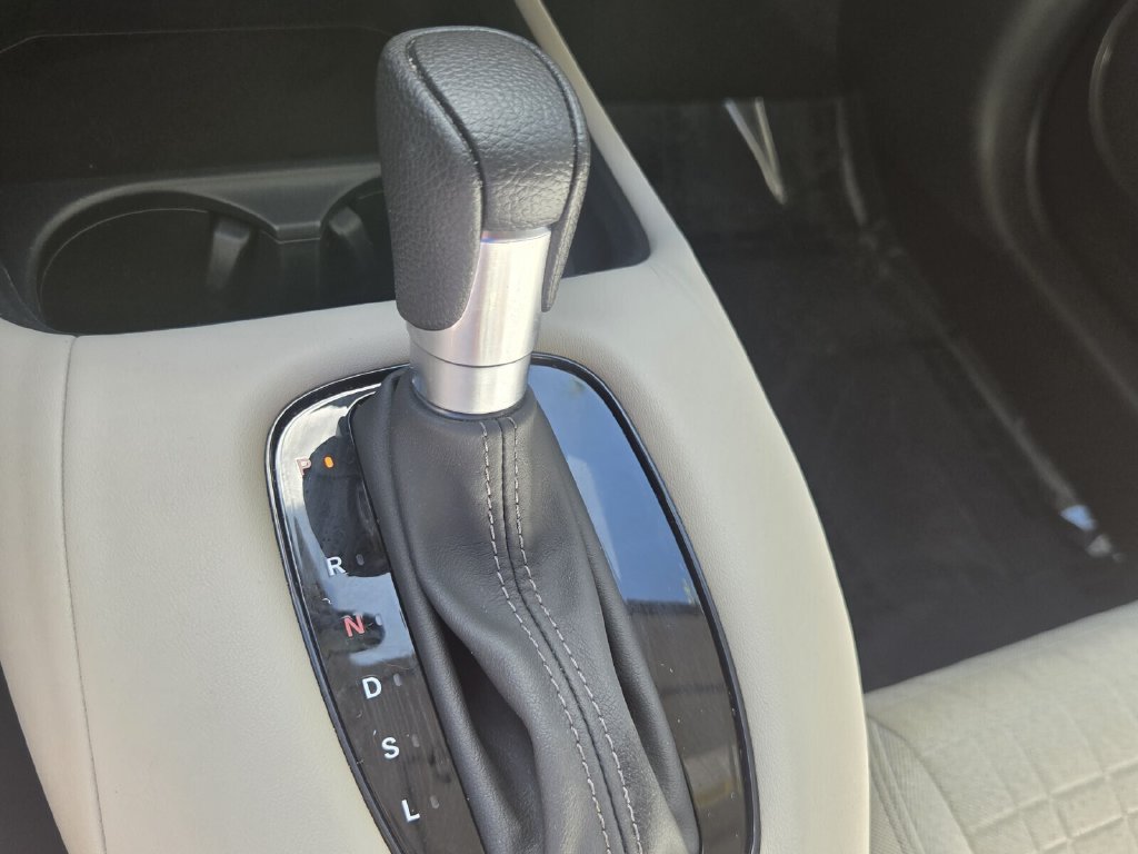 Certified 2025 Honda HR-V LX image 19