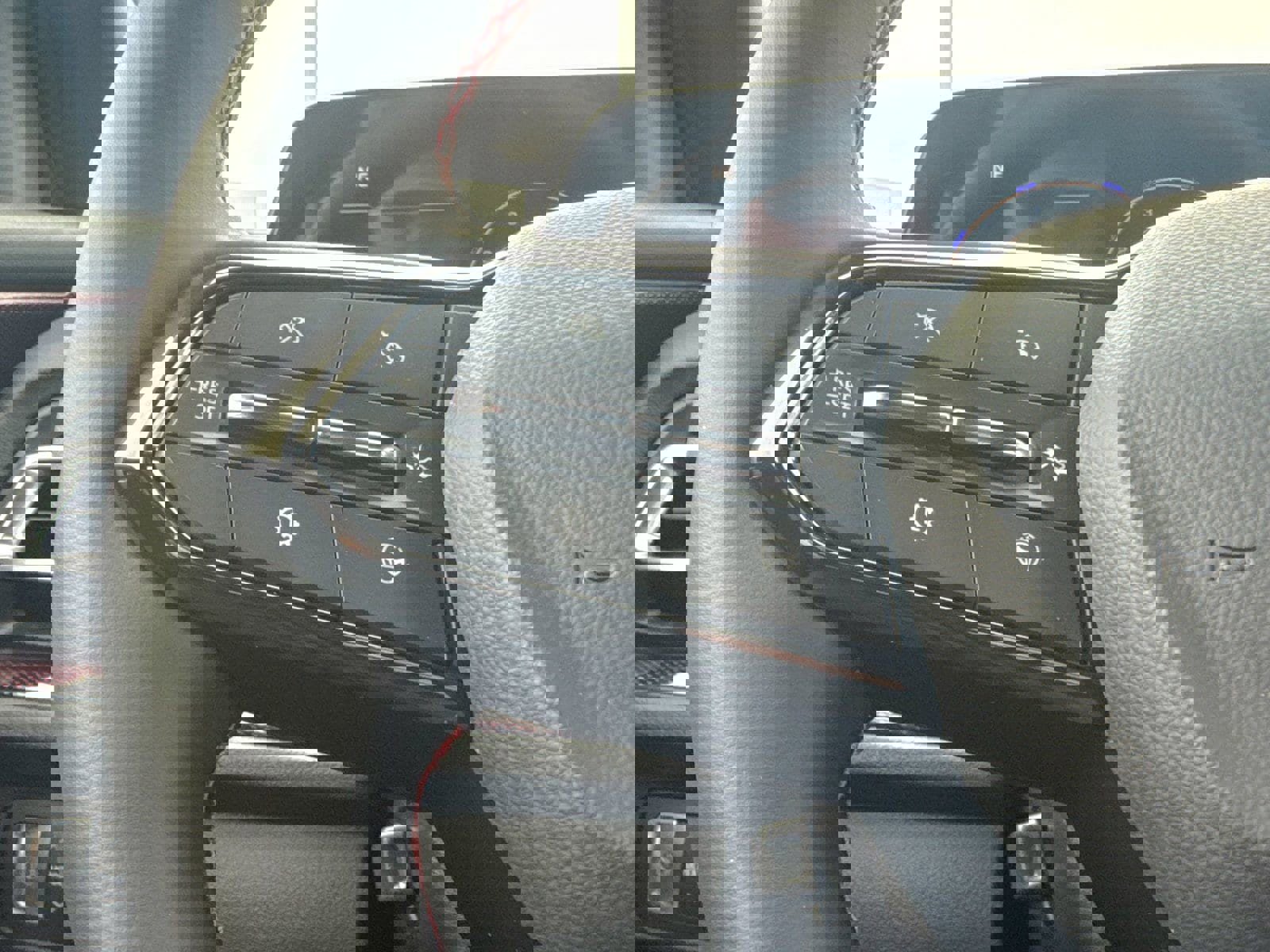 New 2026 Chevrolet Traverse RS AWD/4WD image 39