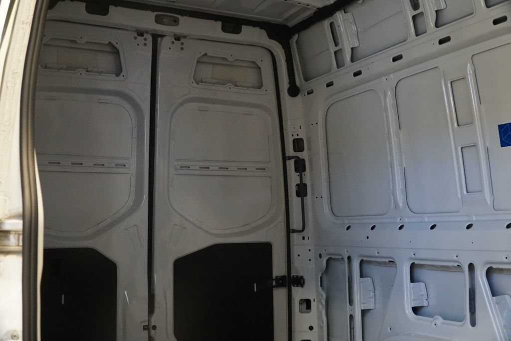 New 2025 Mercedes-Benz Sprinter 2500 image 10