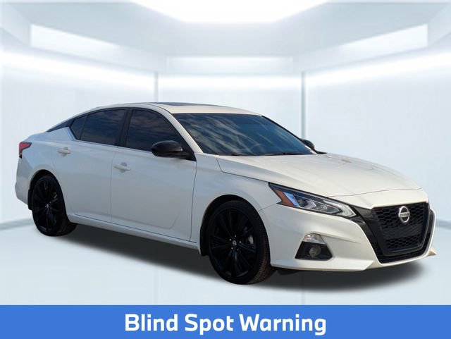 Used 2022 Nissan Altima 2.5 SR w/ Midnight Edition Package image 9