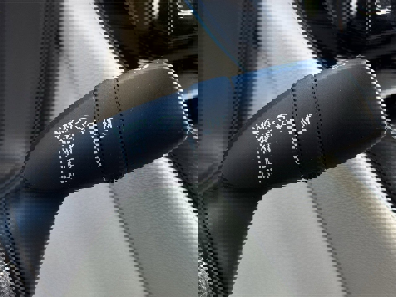 Used 2022 Toyota Corolla LE image 20