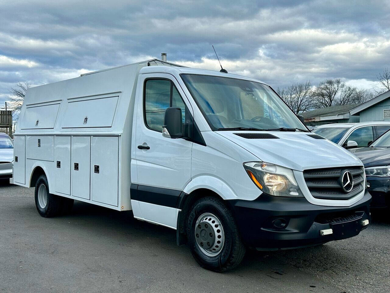 Used 2017 Mercedes-Benz Sprinter 3500 w/ Suspension Package II image 9
