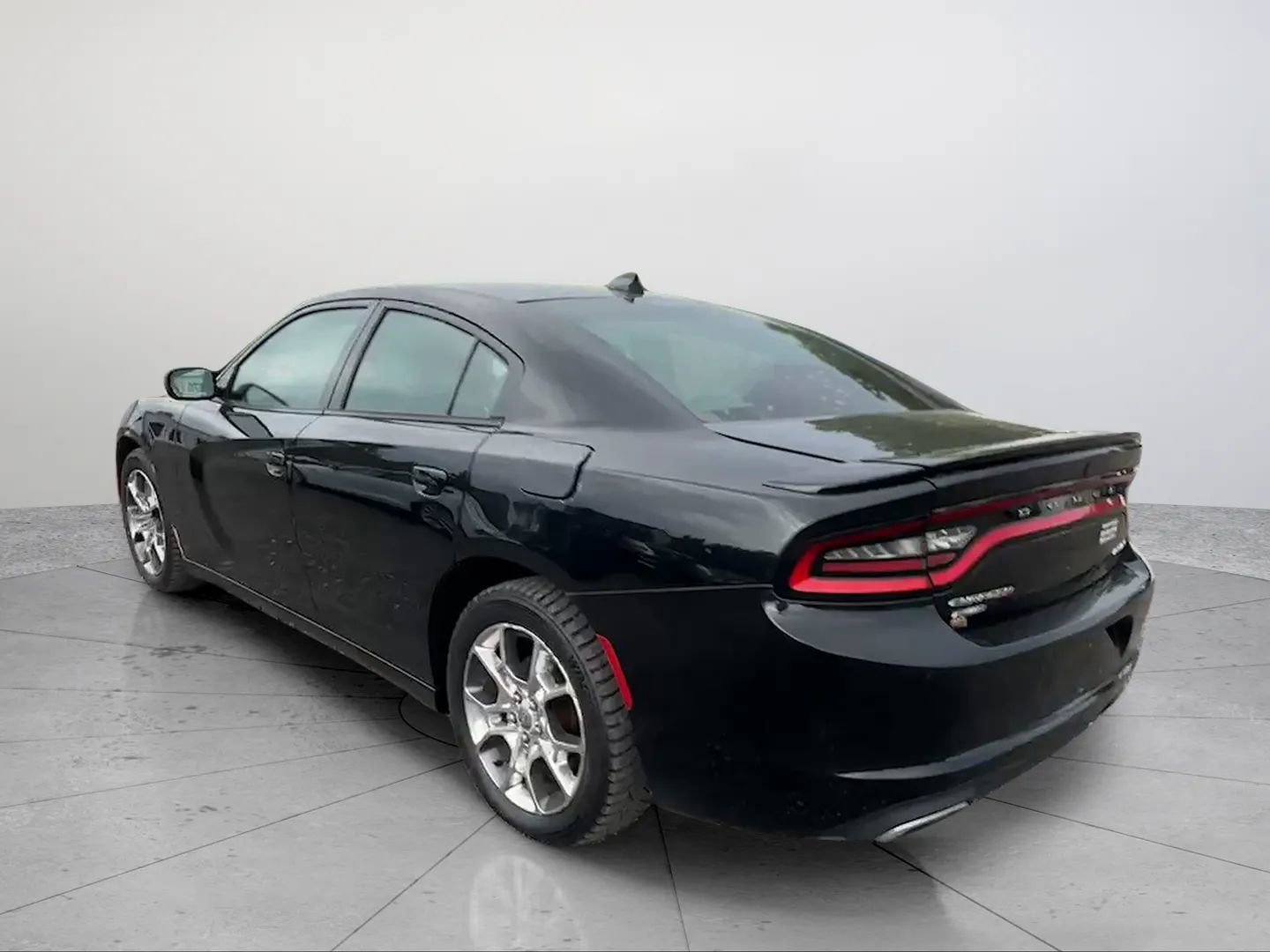 Used 2016 Dodge Charger SXT w/ Rallye Group AWD/4WD image 3