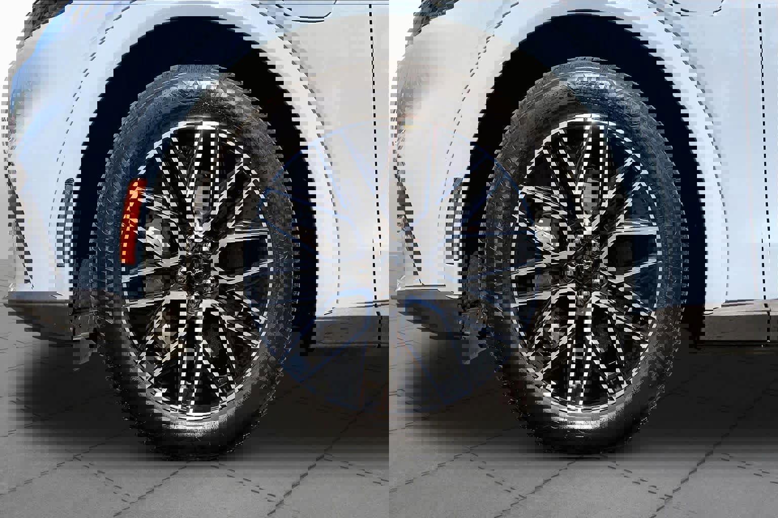 Used 2025 Ford Mustang Mach-E Premium image 9