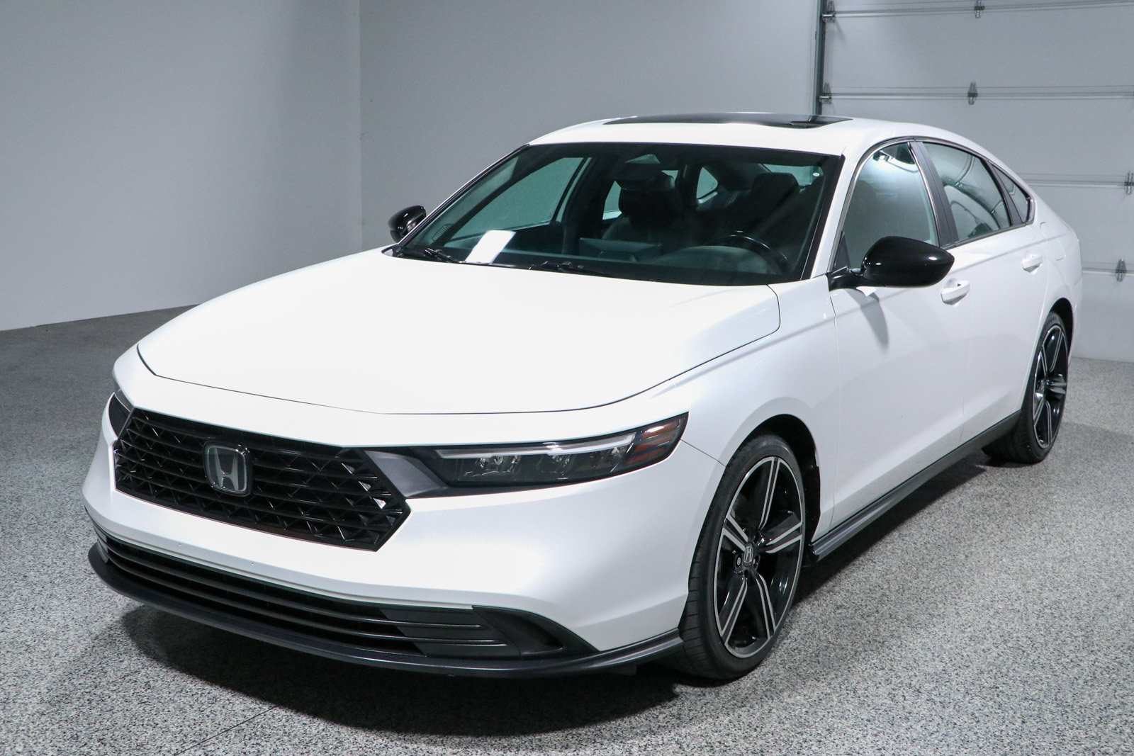 Used 2023 Honda Accord Sport image 30