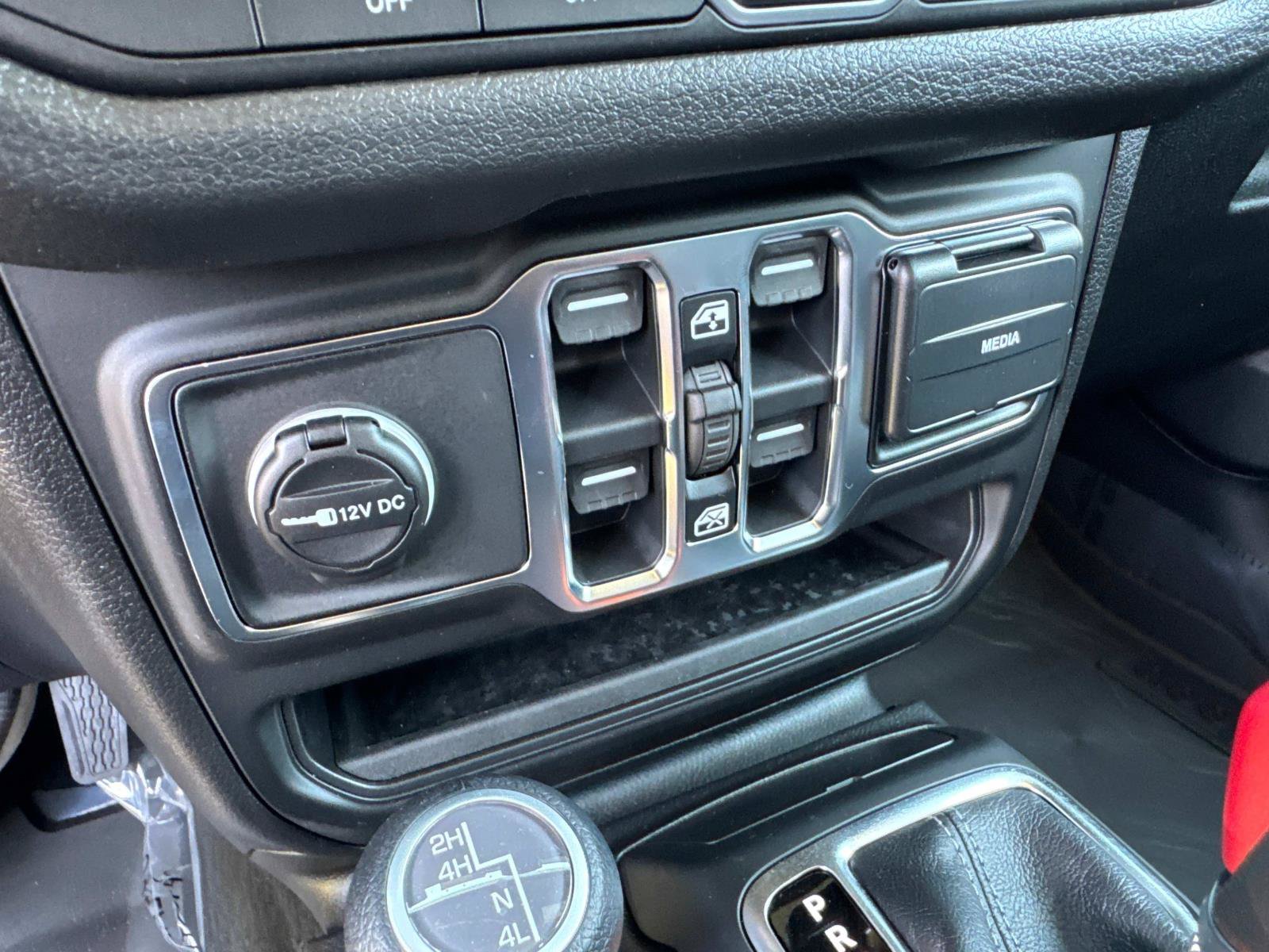 New 2026 Jeep Wrangler Unlimited Sport AWD/4WD image 35