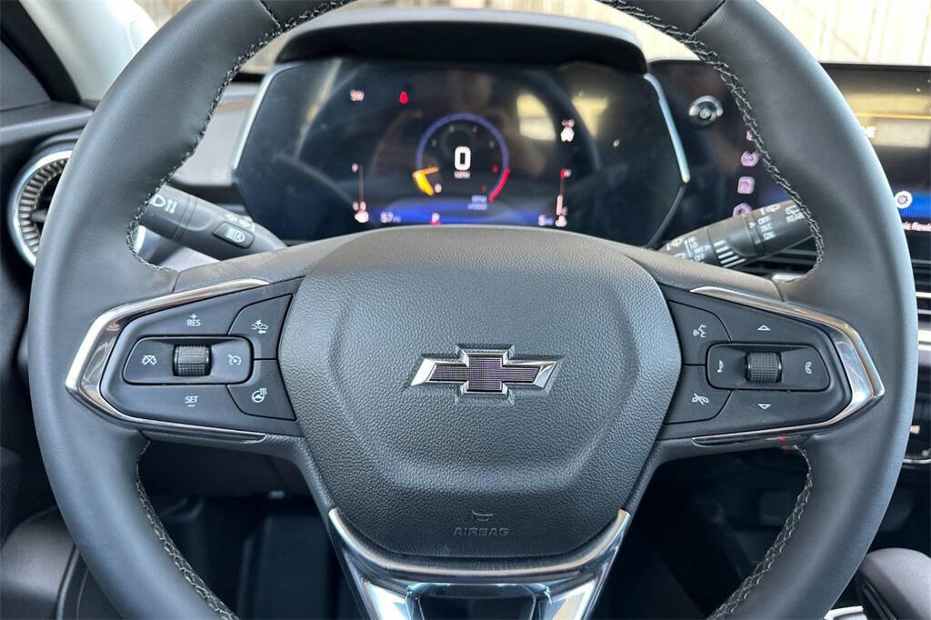 New 2025 Chevrolet Trax ACTIV w/ Driver Confidence Package image 24