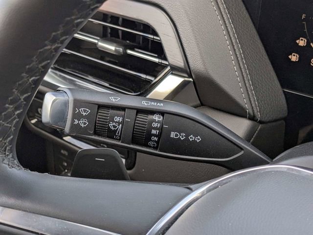 Used 2025 GMC Yukon Denali image 27